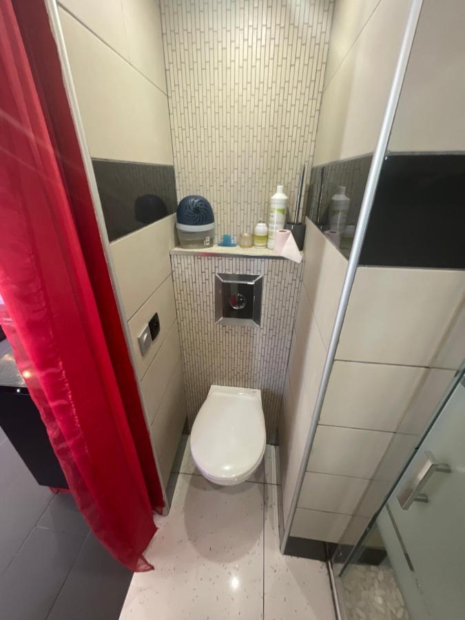 Apartamento Zekri Livry-Gargan Exterior foto
